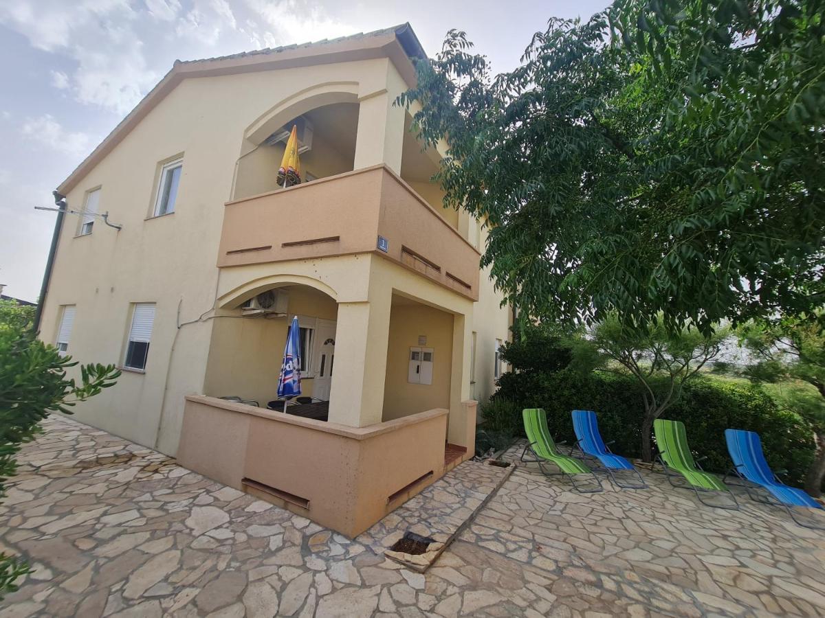 ˝abaza˝ Apartment Vir